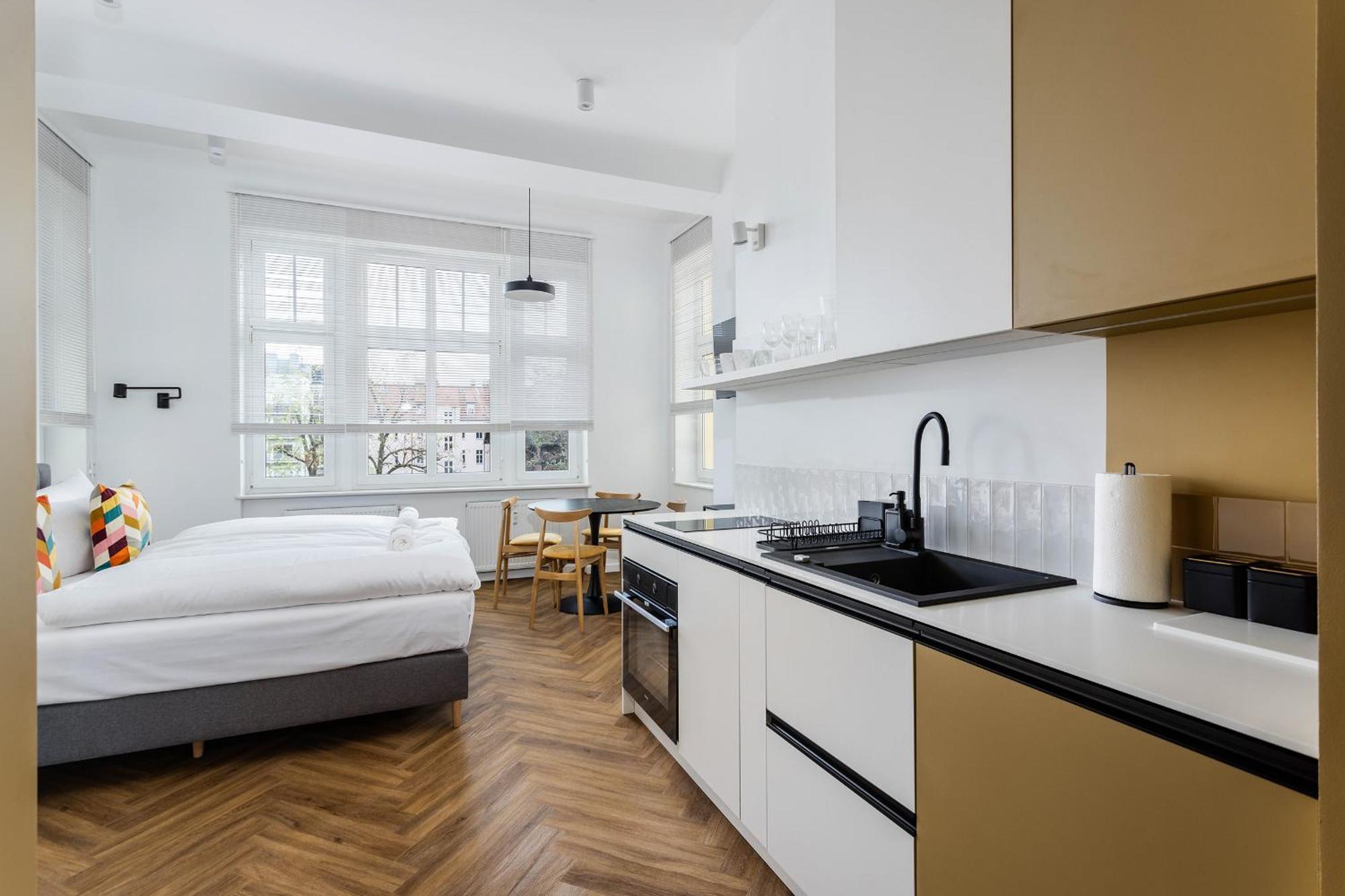 Przytulne I Komfortowe Studia Very Berry W Poznaniu By Noclegi Renters Extérieur photo
